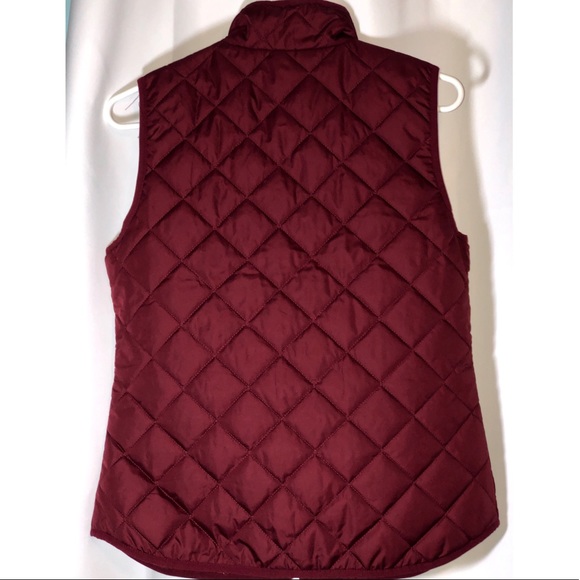 - LIGHT, WINE COLORED VEST - - Picture 3 of 4